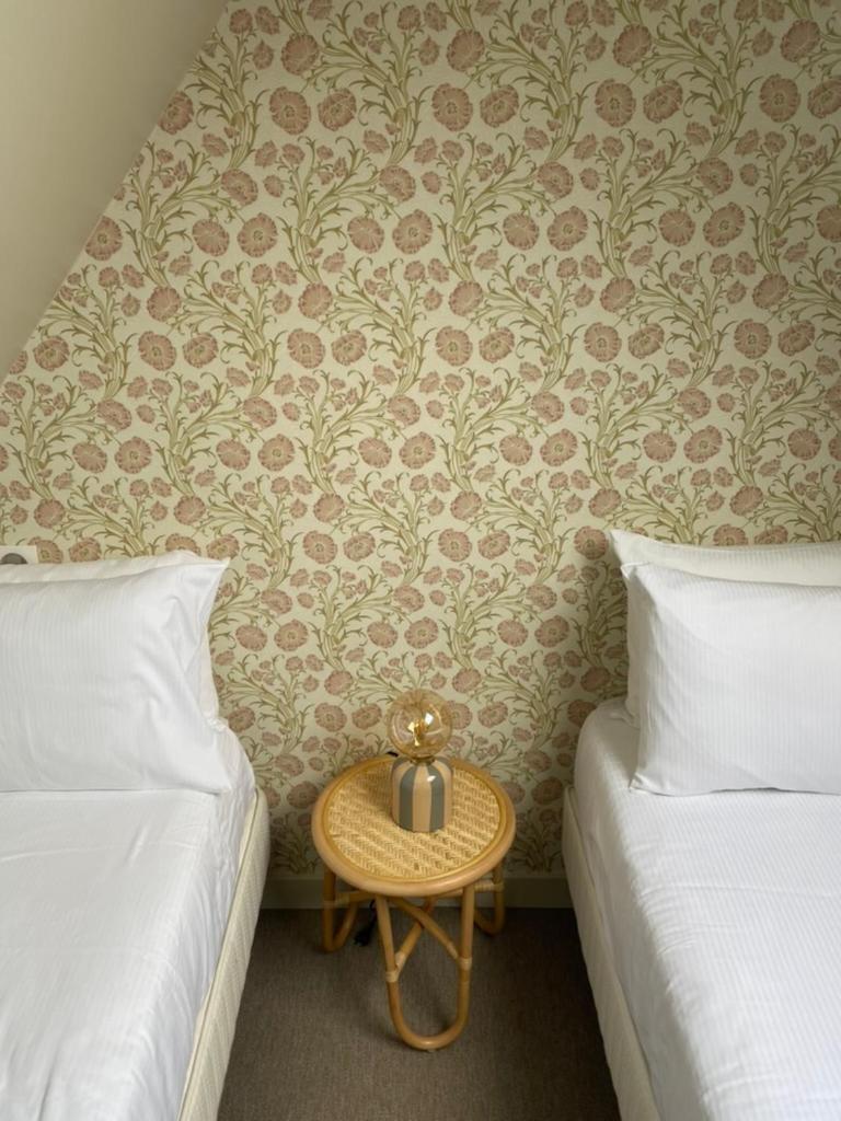 Hotel Bellevue Brehat Bagian luar foto